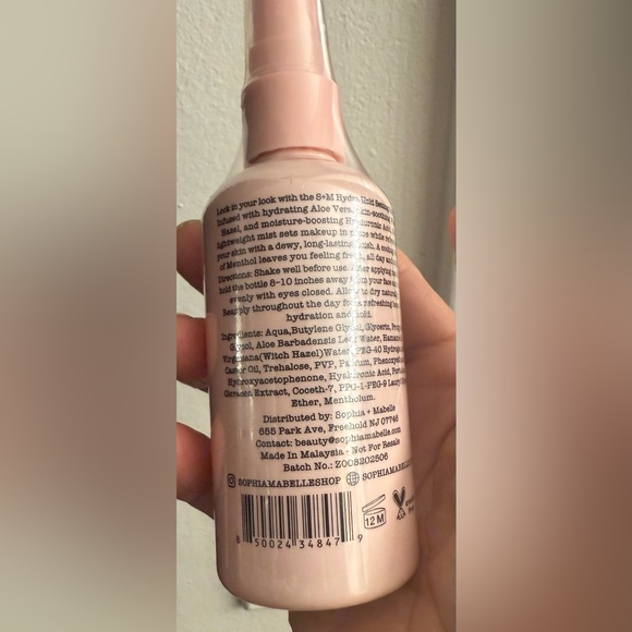 Bundle: e.l.f. & Sophia + Mabelle Setting Sprays (Brand New) - Picture 4 of 4